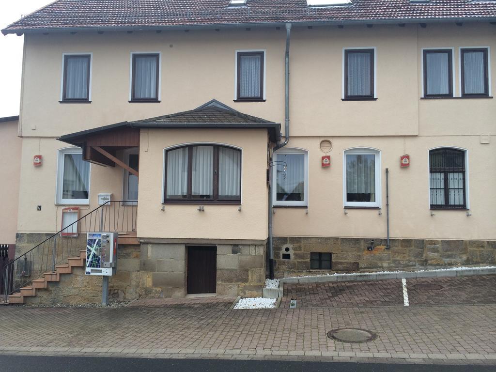 Hotel Zum Ritter Staufenberg  ภายนอก รูปภาพ